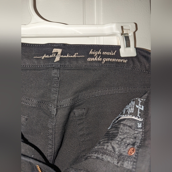 Seven7 frayed bottom skinny jeans - Picture 5 of 6